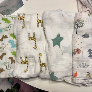 Baby unisex muslin swaddle bundle